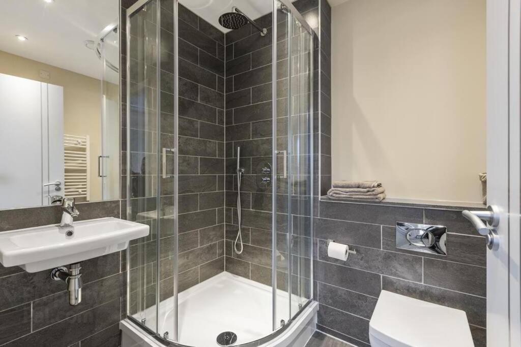 Belfast City Centre, Sleeps 6 Eksteriør bilde